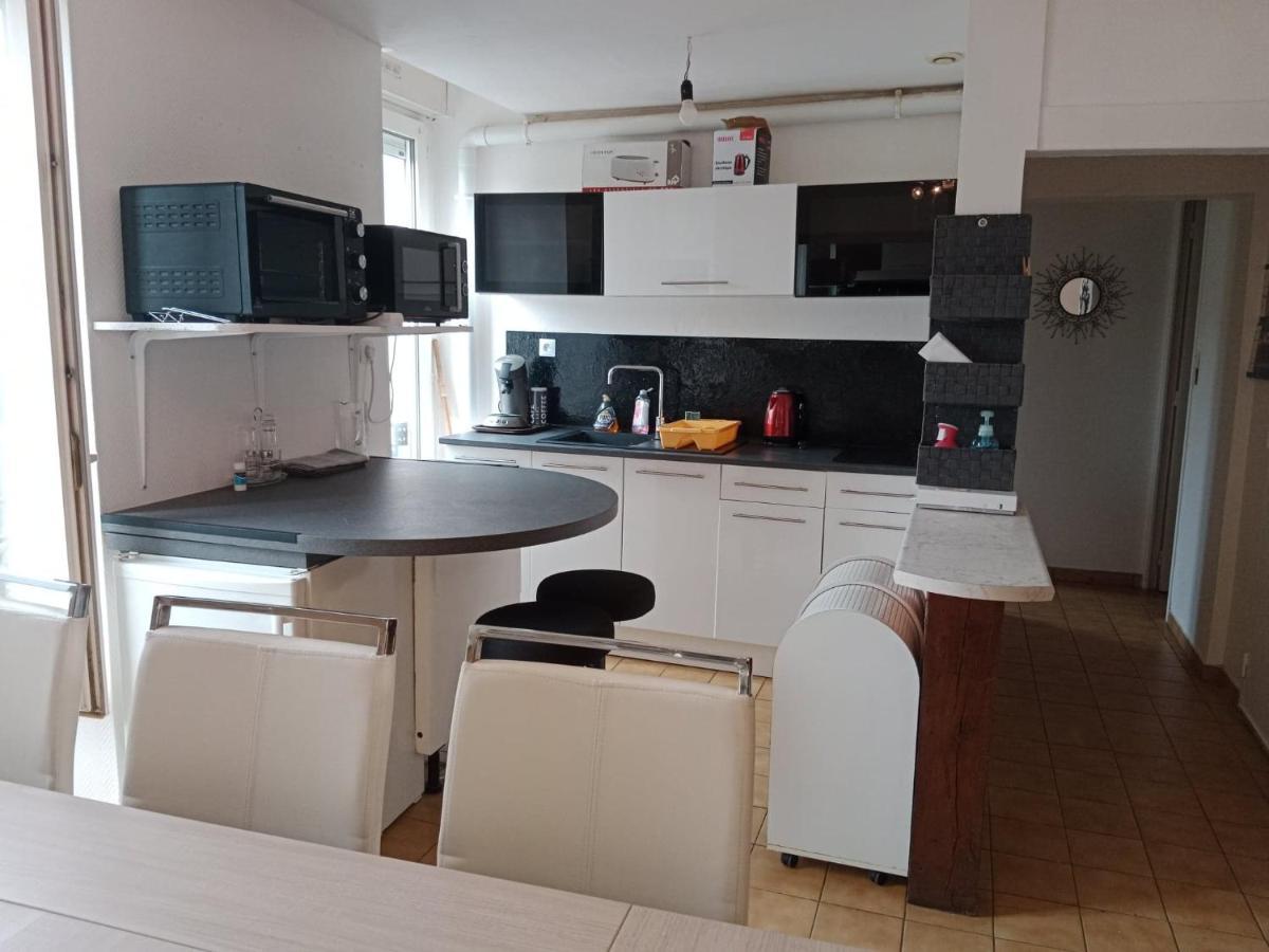 Vitre Centre Ville Bel Appartement A Decouvrir Vitré Exterior foto